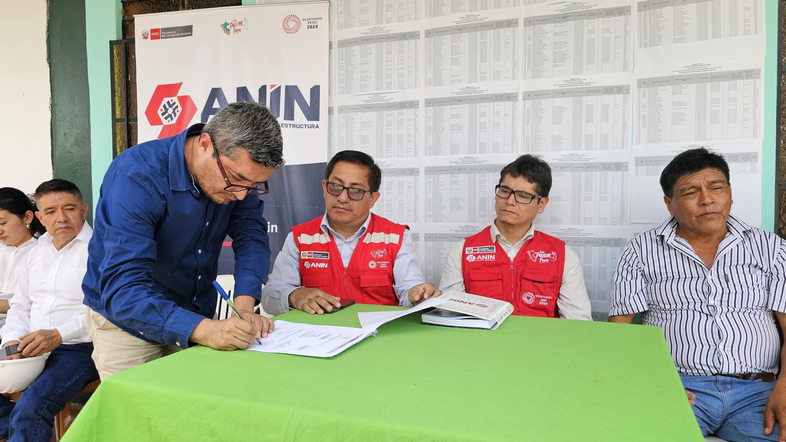 ANIN entrega terrenos para fortalecer defensas ribereñas y prevenir inundaciones en Piura
