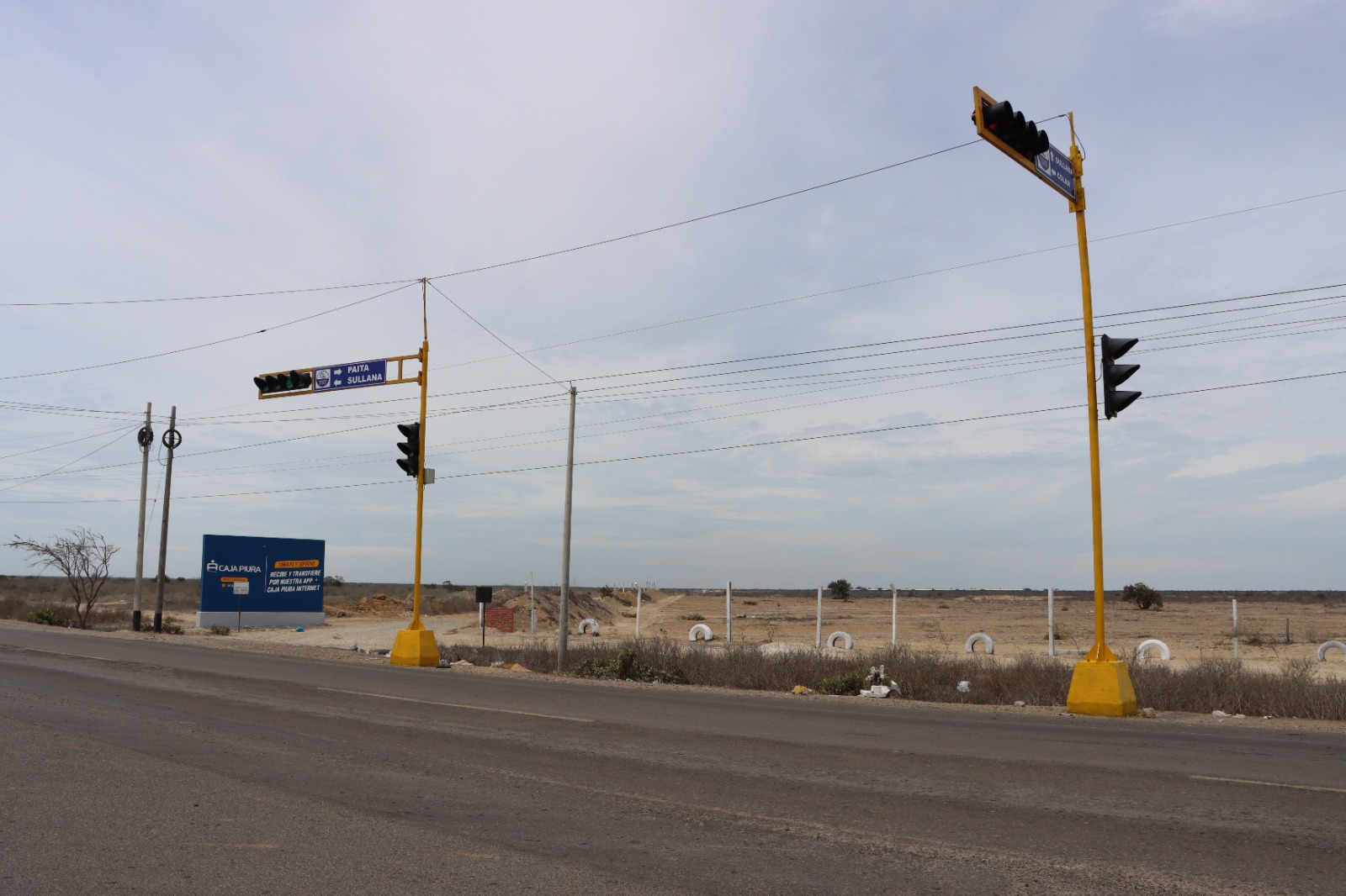 Instalan semáforos en cruce a Colán para mejorar seguridad vial en Semana Santa