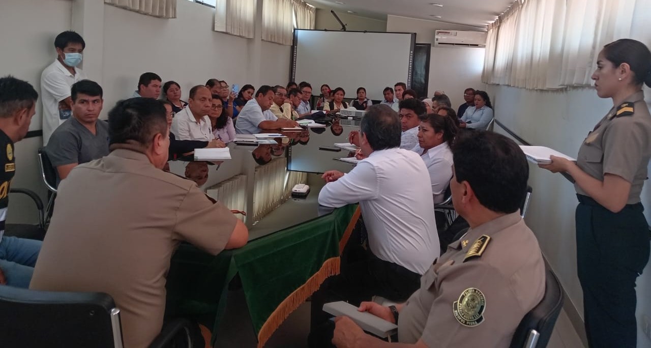 Autoridades refuerzan acciones contra extorsión en colegios de Piura