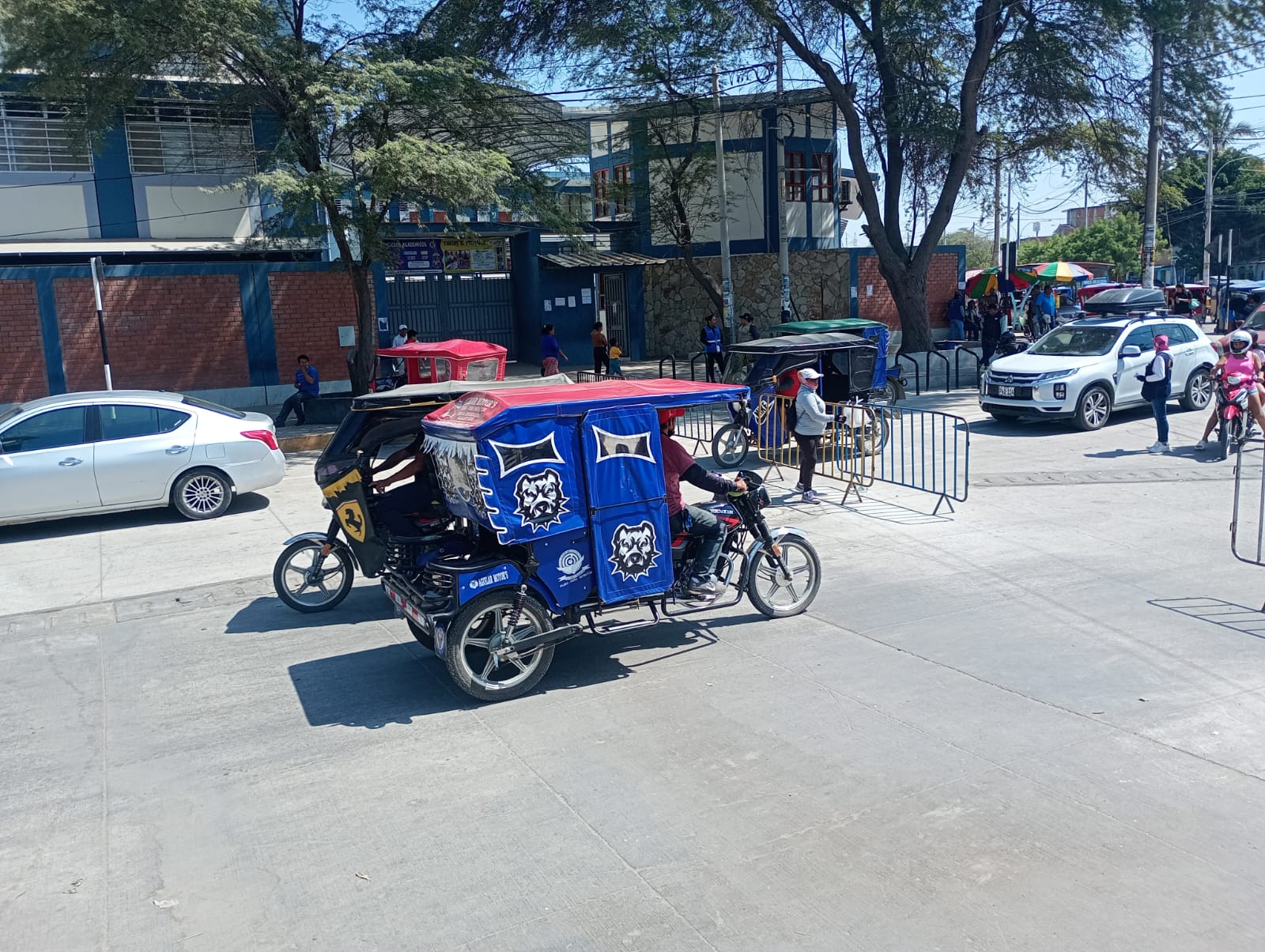 Municipalidad y mototaxistas coordinan rutas por cierre vial en Piura
