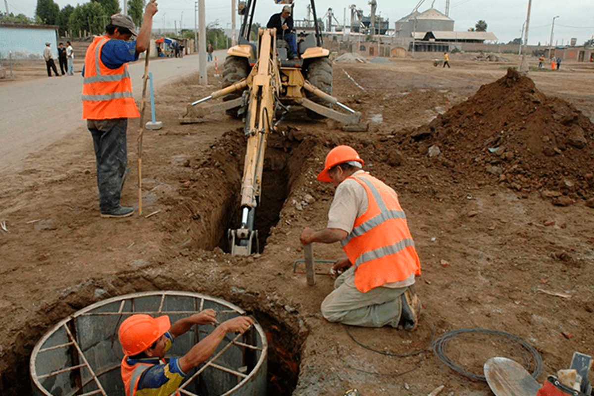 Gobierno transfiere más de S/10 millones para obras de saneamiento