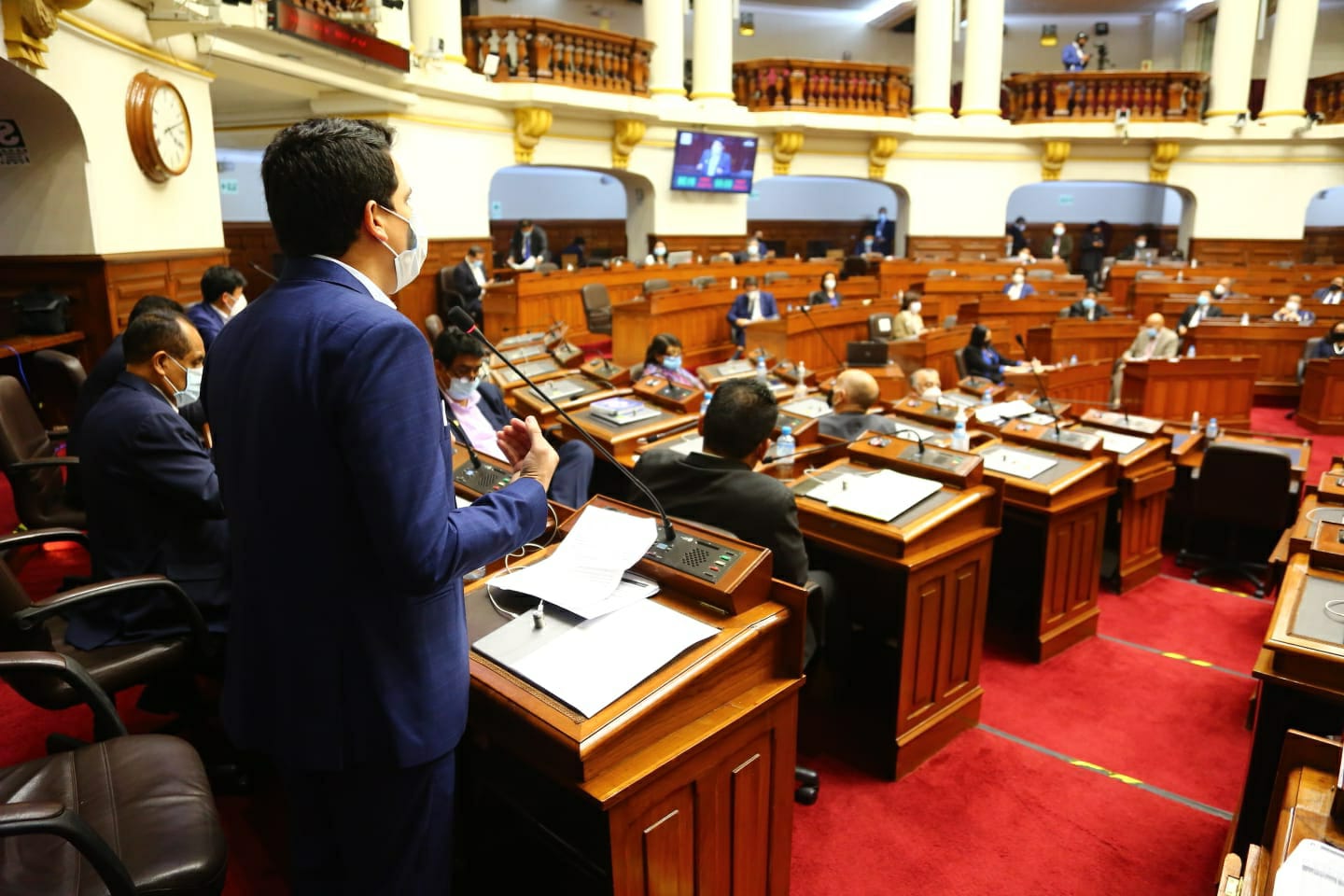 Ejecutivo propone excepciones a ley de nepotismo en entidades estatales peruanas