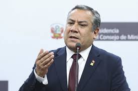 Ex premier Gustavo Adrianzén es nombrado representante del Perú ante la ONU