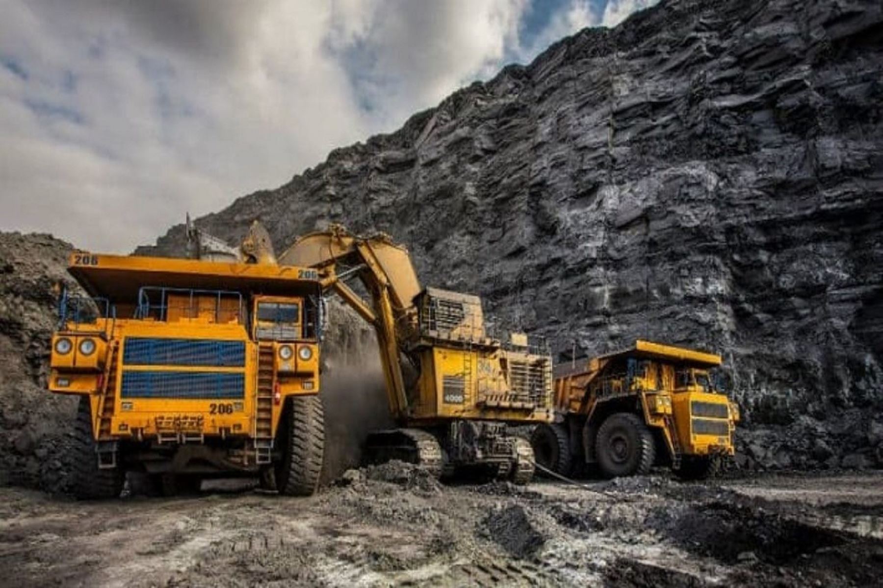 Impulsar hidrocarburos y minería responsable dinamiza economía del país