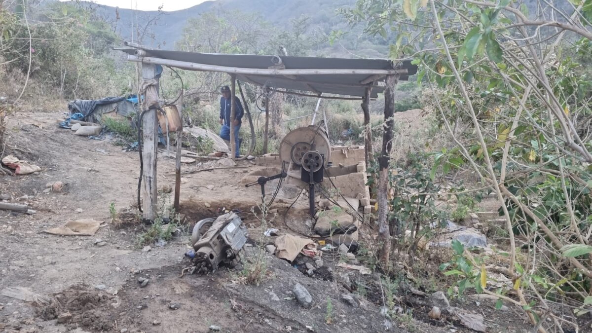 Ayabaca-destruyen-cuatro-campamentos-dedicados-a-la-mineria-ilegal-en-Paimas-2