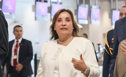 Congreso aprueba viaje de Dina Boluarte a Francia del 7 al 11 de junio
