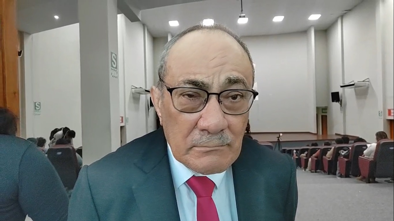 Idel Vexler invoca al Congreso a no destruir la reforma magisterial