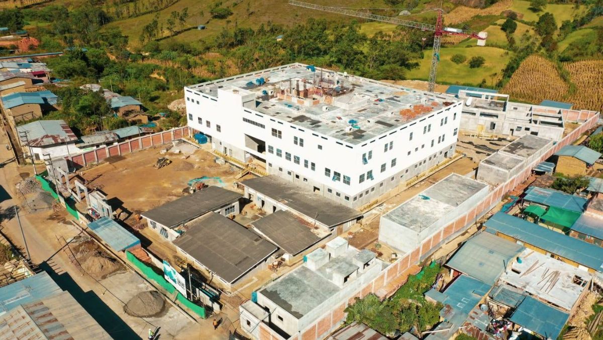 Contraloría advierte deficiencias en expediente para saldo de obra del hospital de Huarmaca