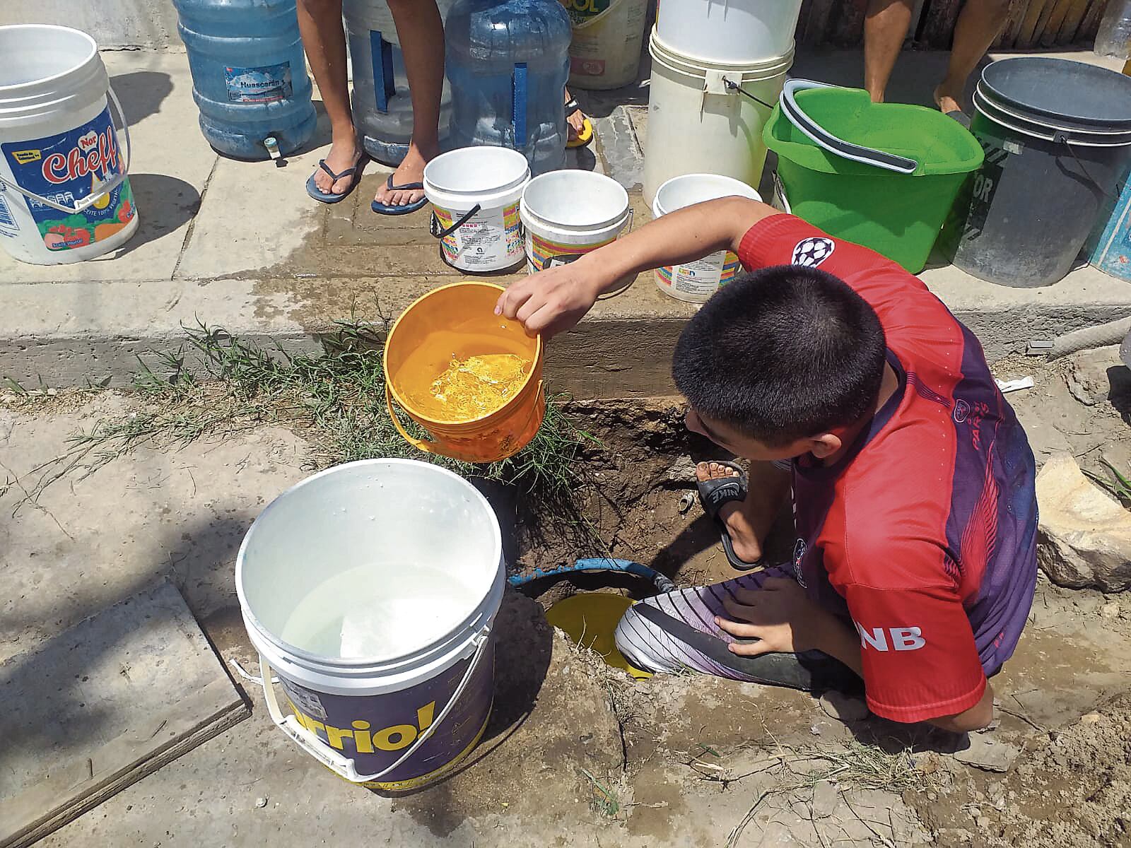 Falta de agua en Piura persiste pese al superávit hídrico
