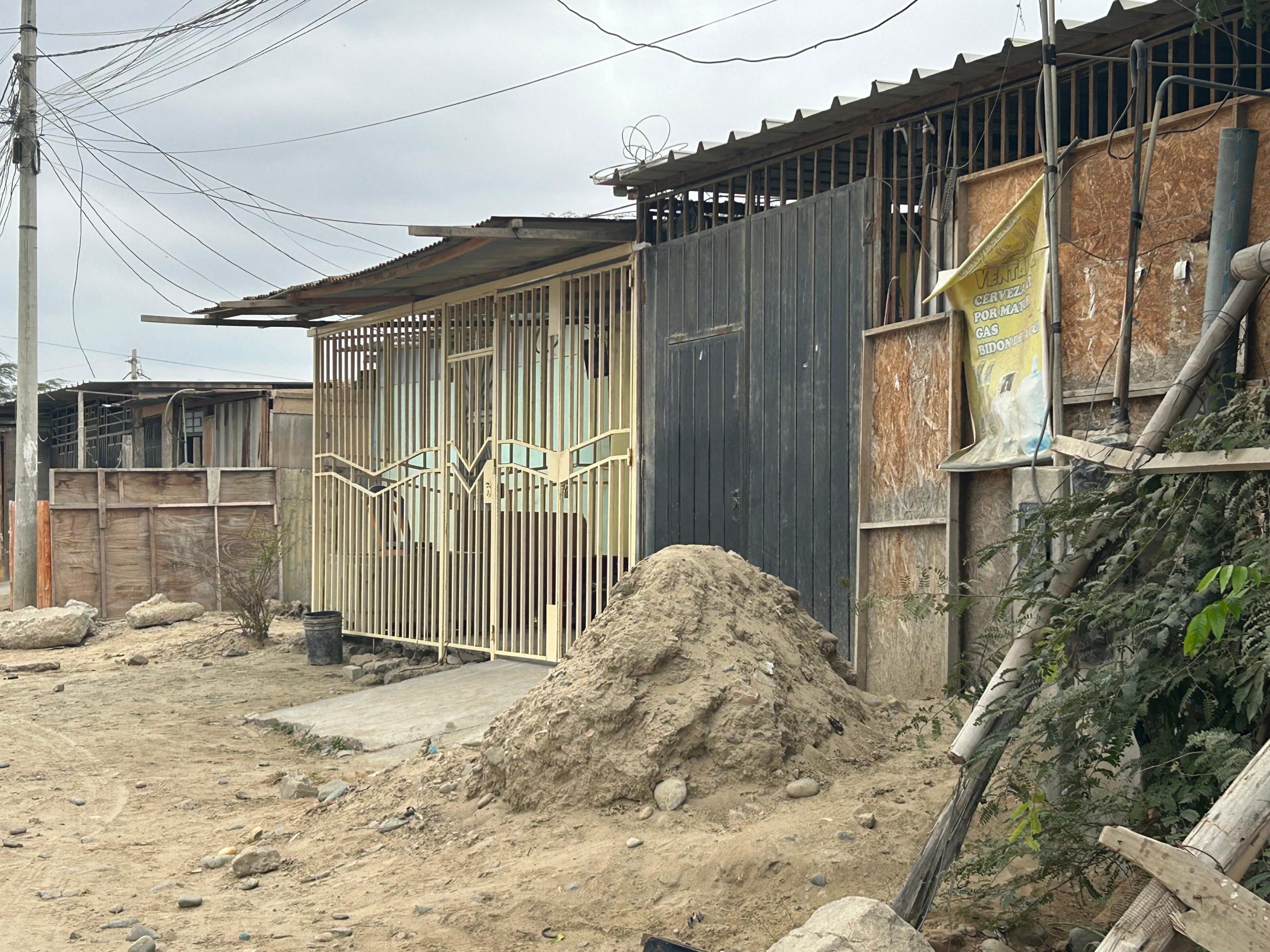 Piura: Balacera deja herida a menor y vivienda afectada