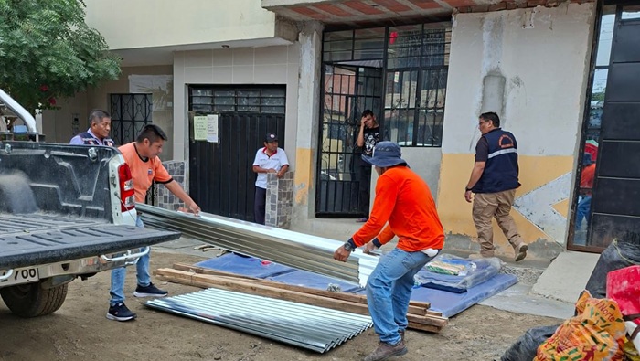 Familia afectada por incendio en Piura recibe apoyo humanitario