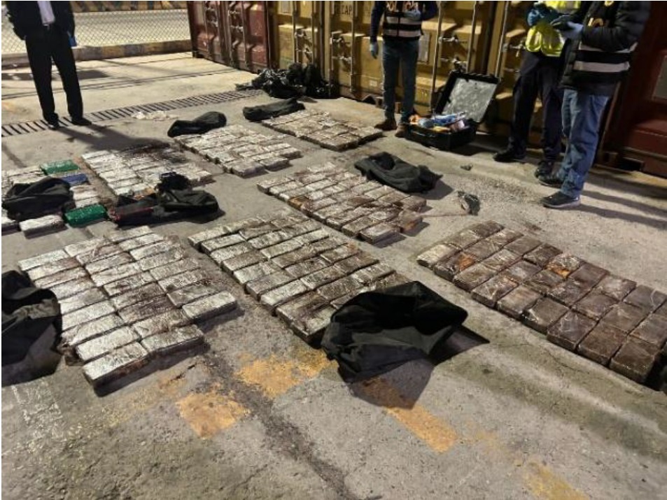 Frustran el envío a España de 258 kilogramos de cocaína
