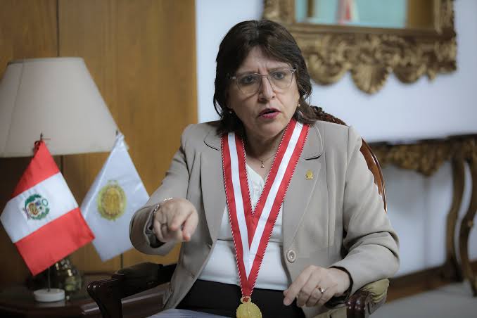 Congreso admite denuncia constitucional contra fiscal Delia Espinoza