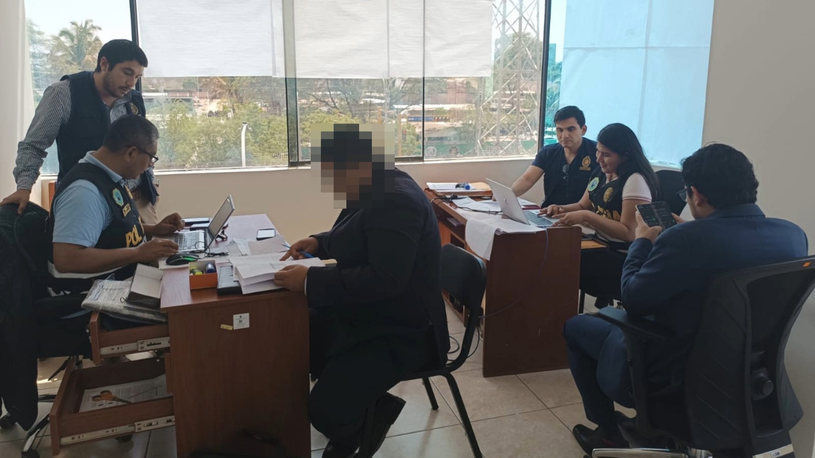 Se pone a derecho investigado del caso “Los sanitarios de la corrupción”