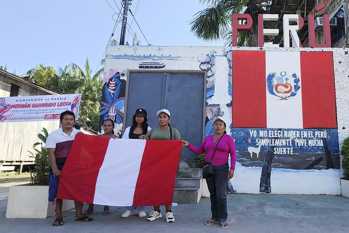 Petro cuestiona soberanía peruana sobre Santa Rosa, pero mapa oficial lo contradice