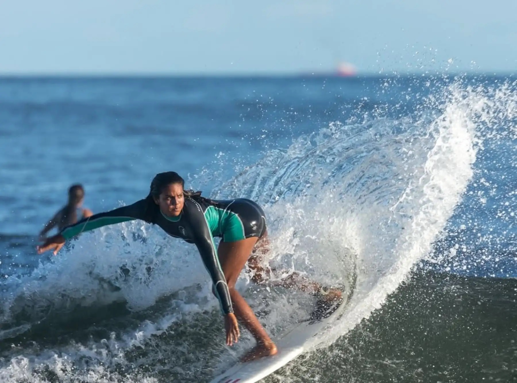 Surf peruano brilla otra vez y se lleva la medalla de plata