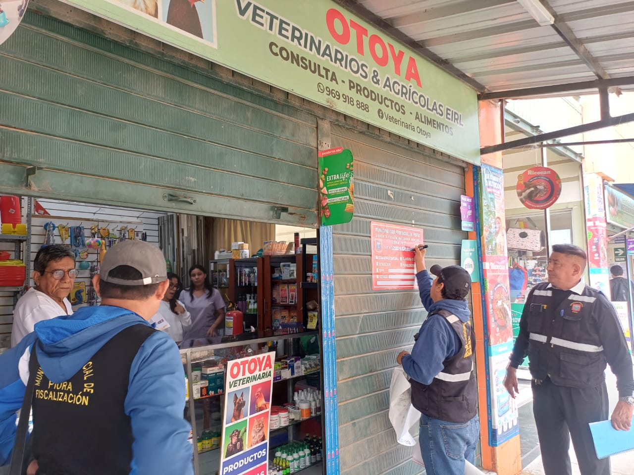 Sancionan a dos veterinarias en Piura por incumplir normativas