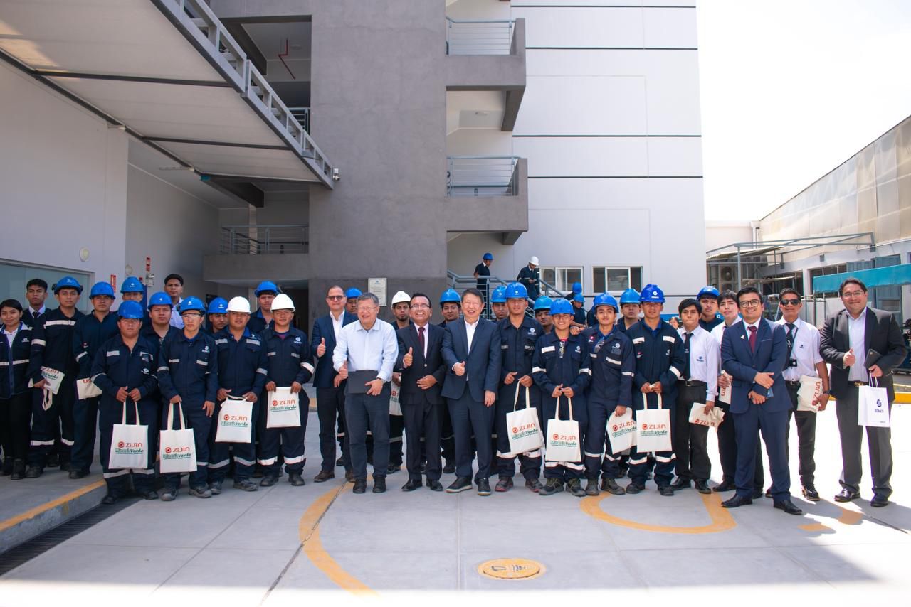 Zijin Río Blanco y SENATI firman convenio para capacitación técnica en Piura