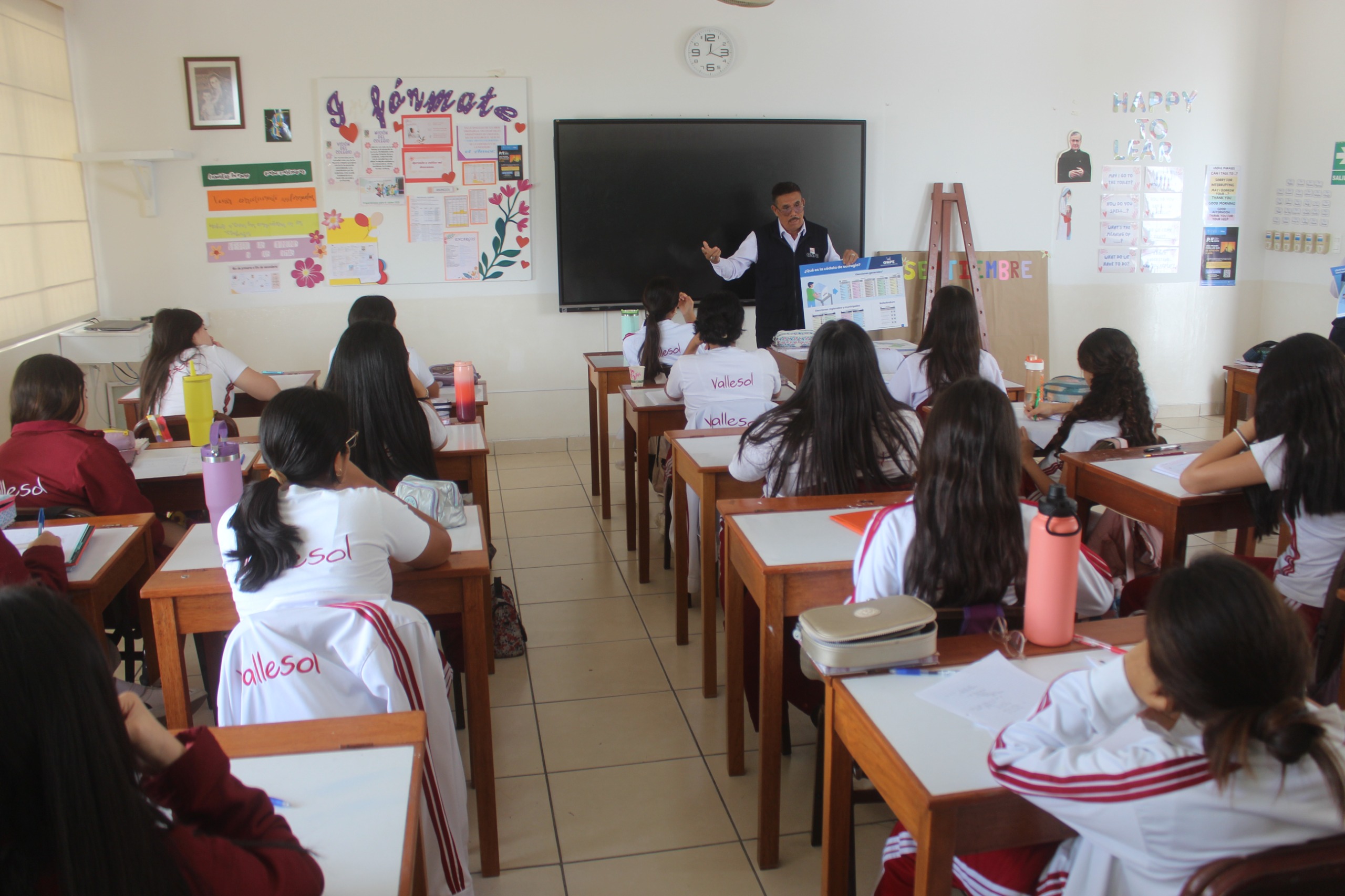 ONPE fomenta valores democráticos en más de 2 mil escolares de Piura