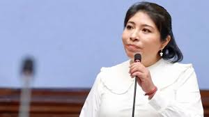Poder Judicial evaluará pedido de impedimento de salida contra Chávez