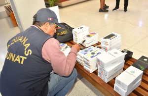 Incautan 68 celulares de alta gama del mercado negro en Piura
