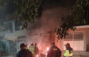 Piura: Incendio de vehículos en Talara apunta a un caso de extorsión
