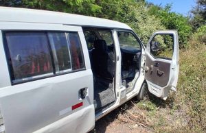 Recuperan en Sullana miniván reportada como robada