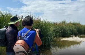 Con visita guiada a humedal de Santa Julia impulsan compromiso ambiental