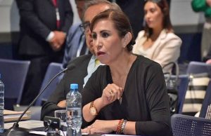 Revelan presunto plagio en tesis de Patricia Benavides