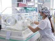 Piura: Bebé prematura en estado crítico es trasladada por vía aérea a Lima