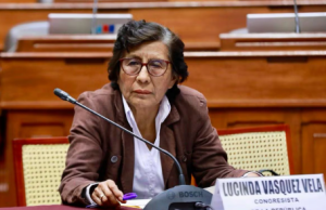 Comisión de Ética evaluará este lunes denuncia contra Lucinda Vásquez