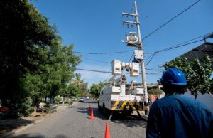 Piura: Prohíben uso de propaganda electoral en postes de luz