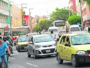 Funcionarios investigados por supuesta entrega de rutas saturadas