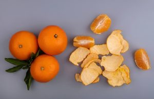 Cómo preparar un ambientador natural con cáscaras de mandarina y clavo de olor