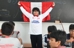 Estudiante peruano viajará a la NASA tras ganar Huarmis Space 2025