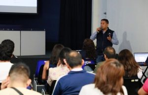 ONPE orienta a partidos sobre franja electoral en medios y plataformas
