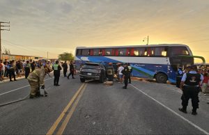 Suman cinco las víctimas mortales del trágico accidente en la carretera Piura-Olmos