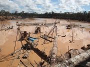 Congreso amplía el Reinfo hasta 2026 pese a críticas por minería ilegal