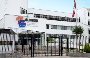 Sunedu refuerza evaluación permanente de la calidad universitaria