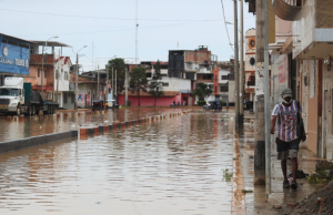 Piura: Enosa pide evitar contacto con cables eléctricos durante lluvias