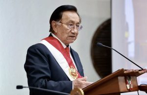 Señalan que José María Balcázar usó tesis de su hijo para libro