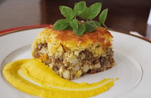 Gastronomía: cómo preparar un clásico pastel de choclo