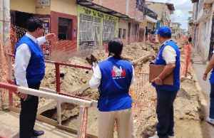 Zanjas abiertas y desagües colapsados generan riesgo en Catacaos