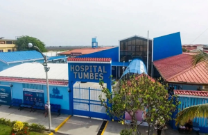 Gobernador de Tumbes es trasladado de emergencia a hospital de EsSalud mientras permanece detenido