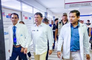 Piura: Asegurados critican “paseo” de ministro de Salud en hospitales
