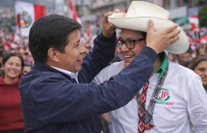 Castillo reafirma apoyo político a Roberto Sánchez: “Gracias por cuidar mi sombrero”