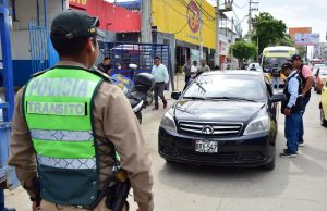 Piura: Multan con más de S/5 mil a 7 transportistas informales