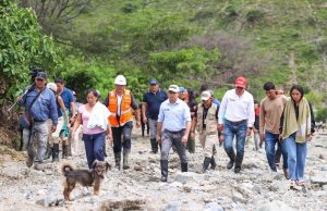 Ministro de Vivienda inspeccionó zonas afectadas por lluvias en Ayabaca