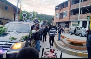 Dolor en Huancabamba: despiden a hermanas que murieron en el río Piura