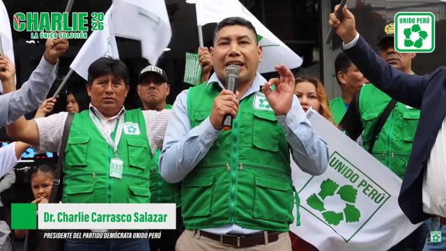 Charlie Carrasco Unido Perú